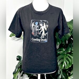 🛍️Crawling Death women T-Shirt Size S excellent condition